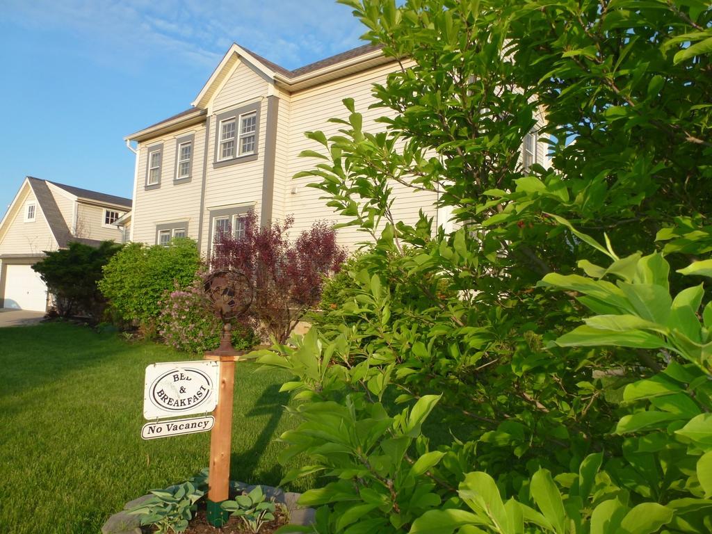 Globetrotters B&B Niagara-on-the-Lake Exterior photo